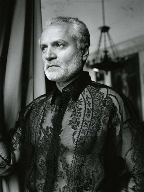 founder of versace|facts about gianni versace.